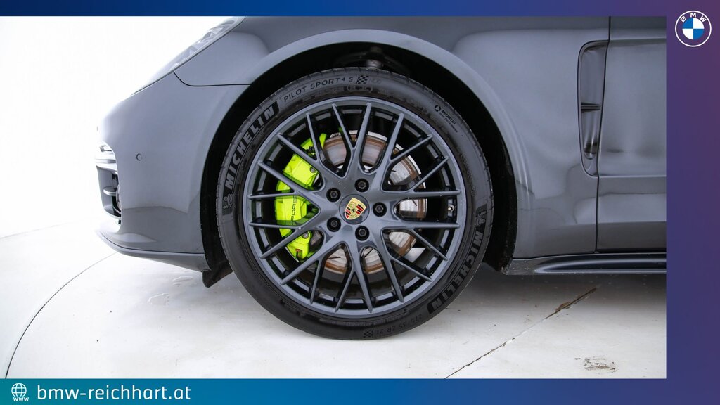 vehicle-2996659-11-2