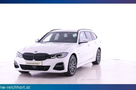 BMW 330e xDrive