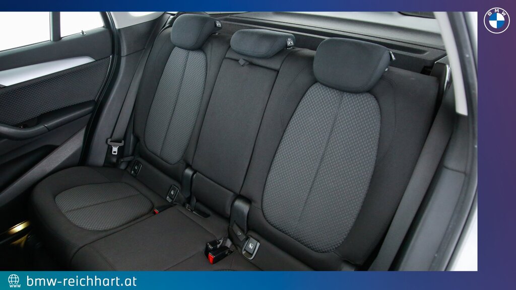 vehicle-3084663-4
