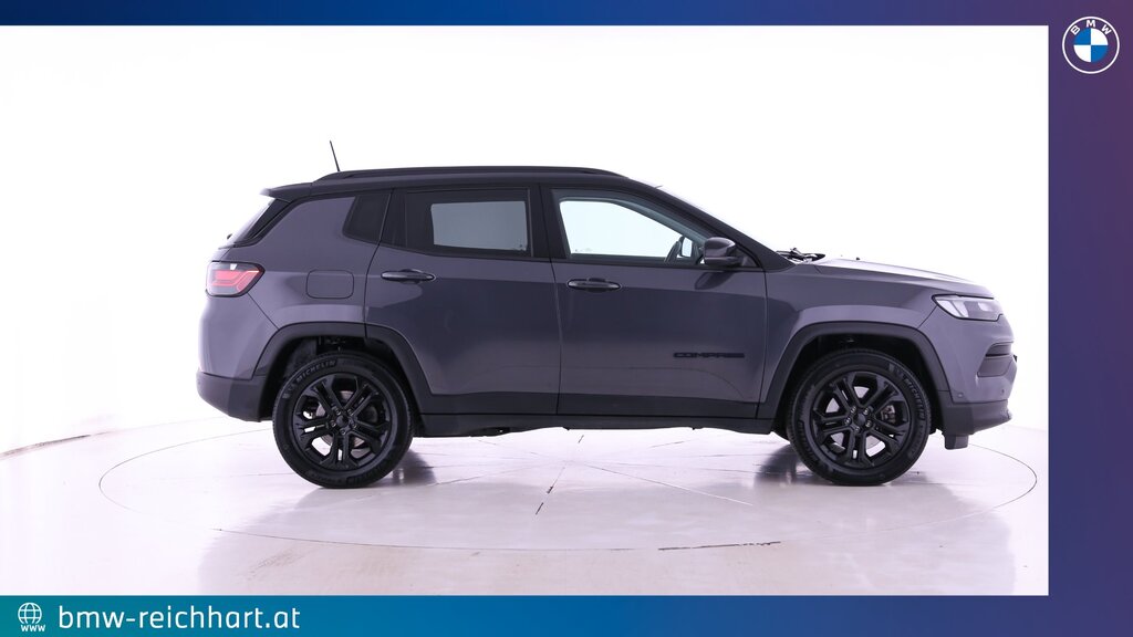 vehicle-3110282-1