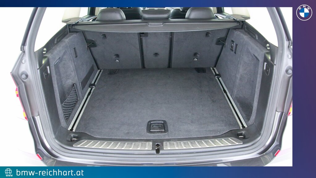 vehicle-3064874-3
