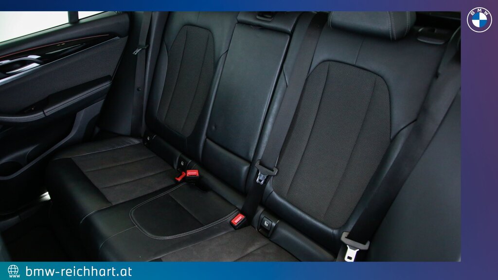 vehicle-3064874-4