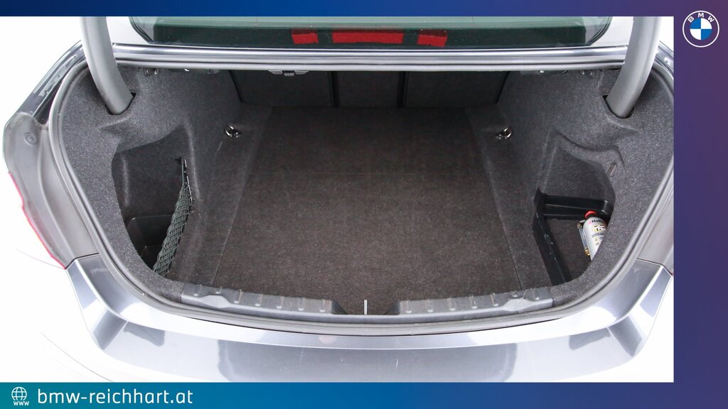 vehicle-3121670-3